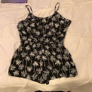 Arizona Jean Co. palm tree ruffled romper